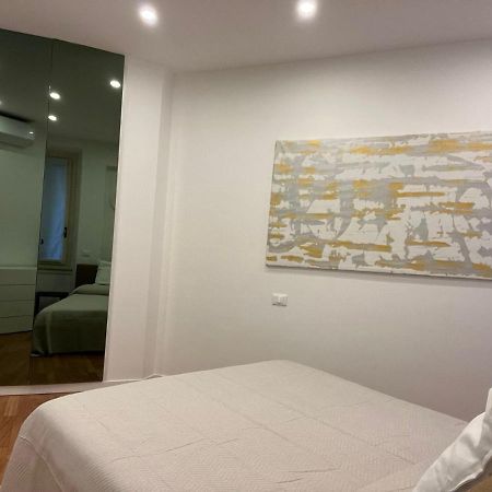 Casa Vercelli Delizioso Bilocale Moderno Nella Vecchia Milano Zewnętrze zdjęcie