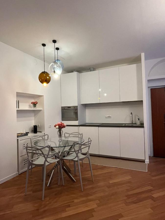 Casa Vercelli Delizioso Bilocale Moderno Nella Vecchia Milano Zewnętrze zdjęcie