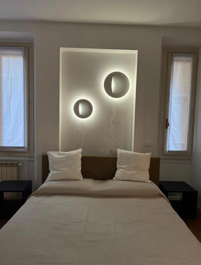 Casa Vercelli Delizioso Bilocale Moderno Nella Vecchia Milano Zewnętrze zdjęcie